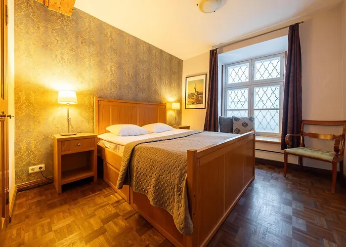 Old Town - Kohtu * Tallin